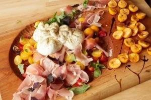 12月にオープンする新店舗「&CHEESESTAND」2016 9/16