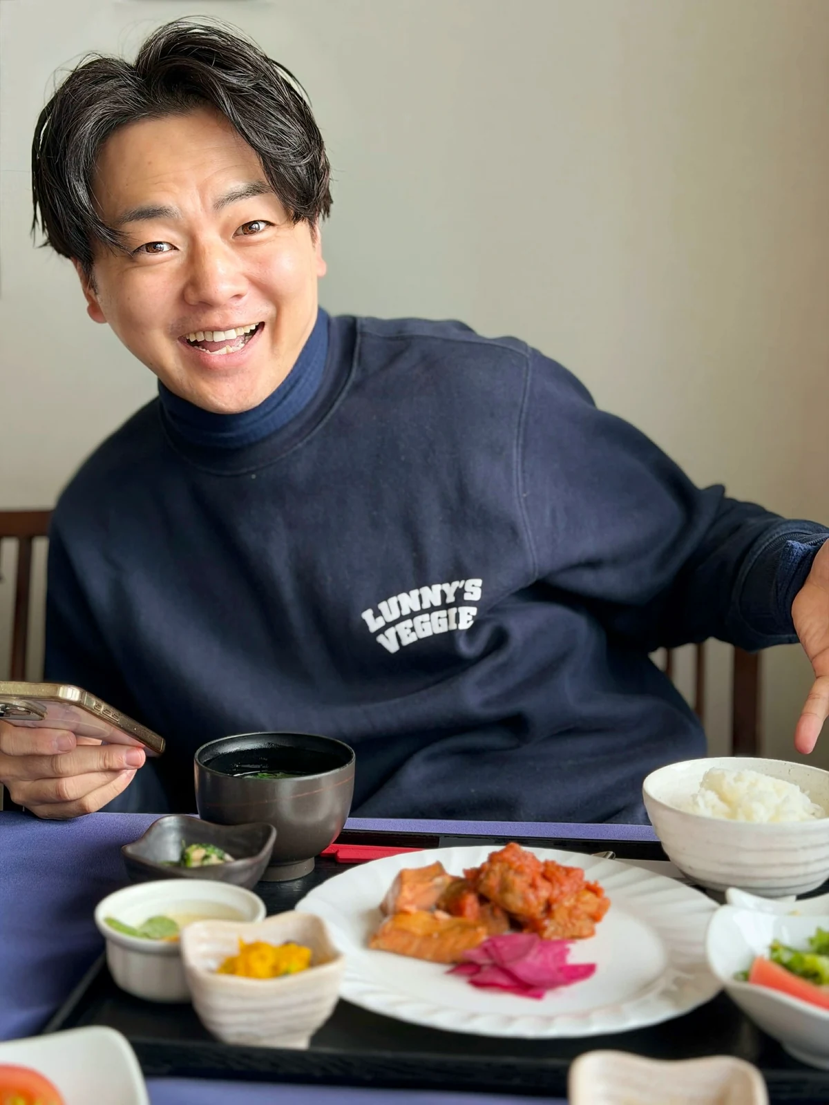 レストランぴぁでノウフクランチを前にした様子